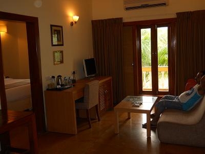 LA CALYPSO BEACH RESORT @ 6000 per person - per night (all meals included) LA CALYPSO BEACH RESORT @ 6000 per person - per night (all meals included)