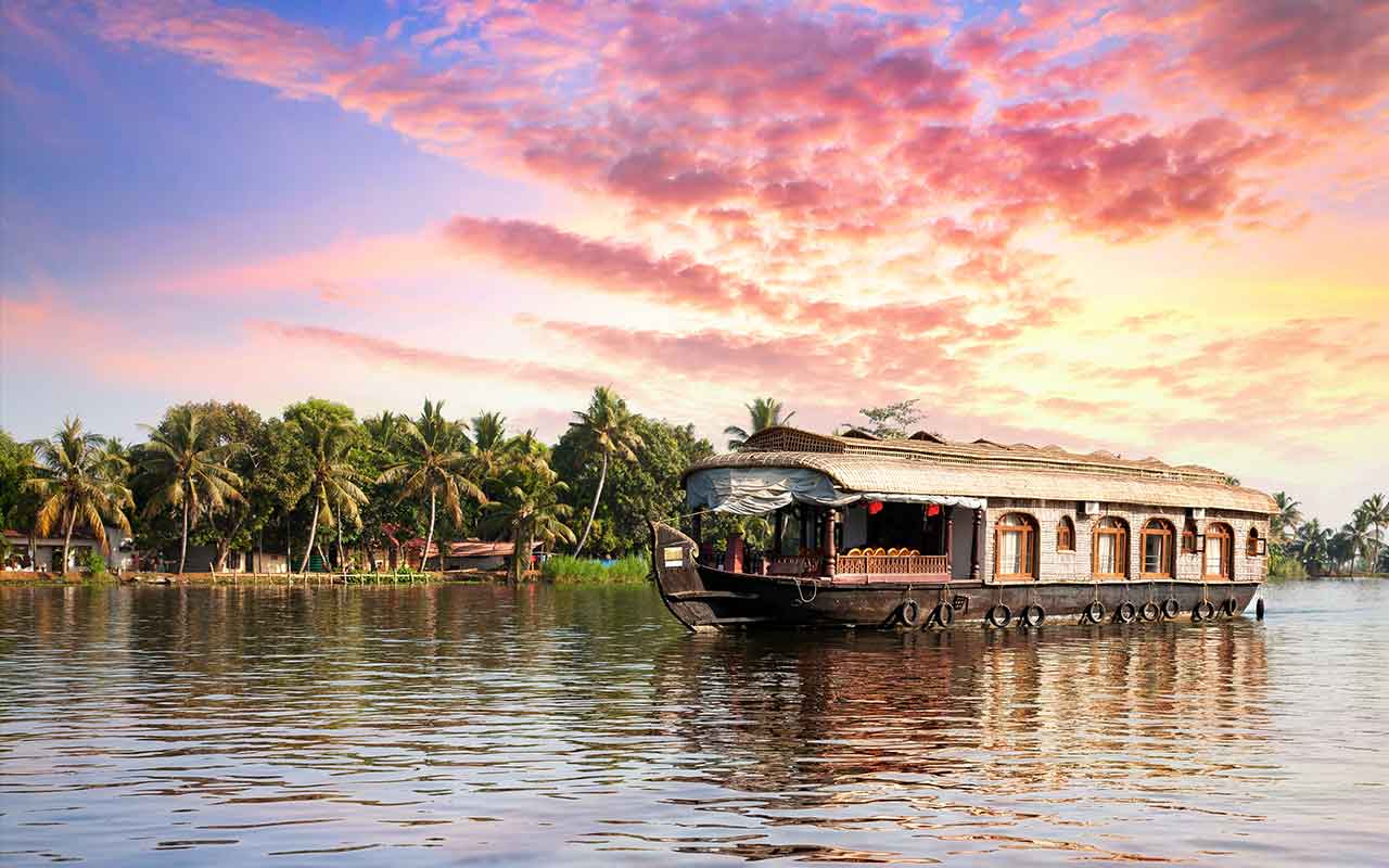 2N Munnar | 1N Alleppey  Simply Kerala with Houseboat