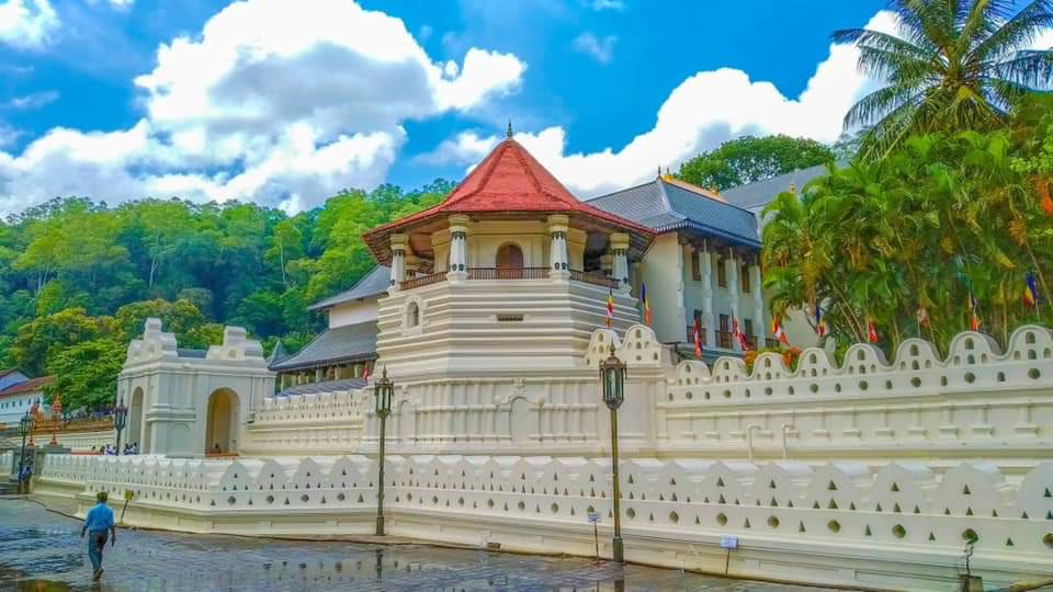 001. Your dream Vacation to Sri Lanka 001. Your dream Vacation to Sri Lanka