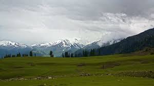 4 Nights 5 Days Tour Package to Jammu and Kashmir