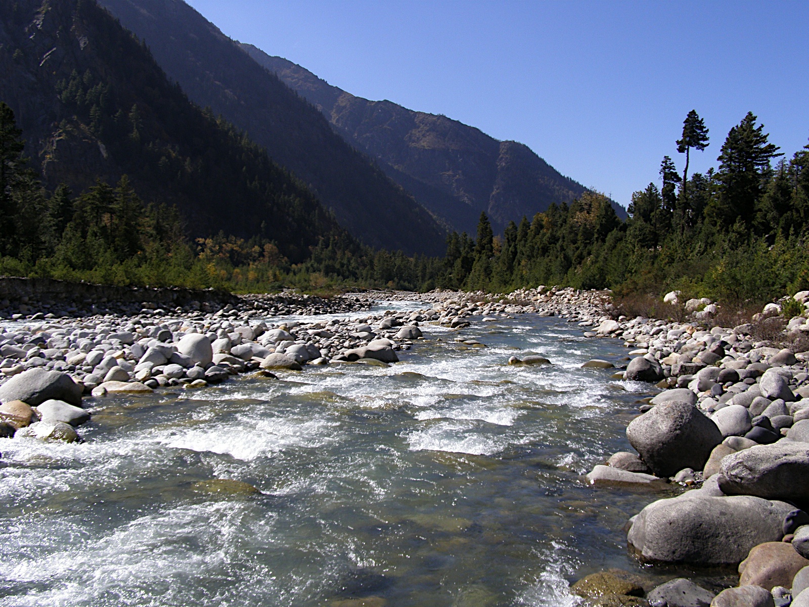 Explore Kasol valley with Exotic Manali