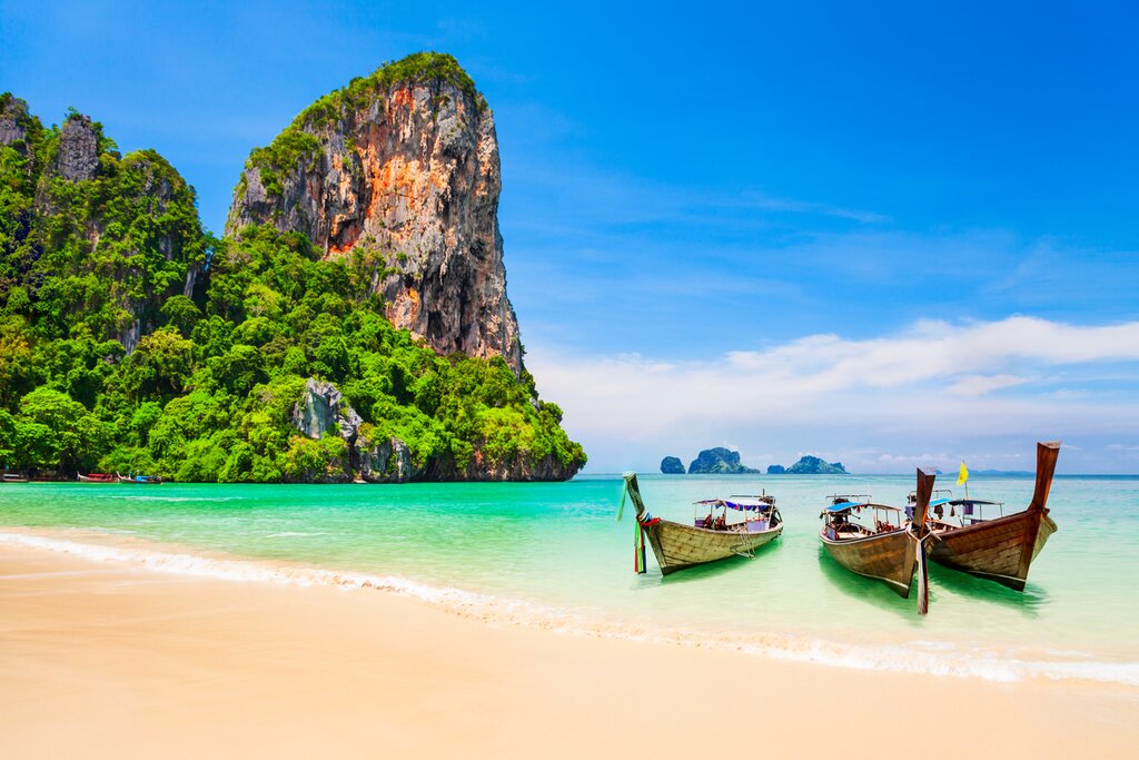 Explore Phuket - Phi Phi Island - Krabi in 4 Days Explore Phuket - Phi Phi Island - Krabi in 4 Days