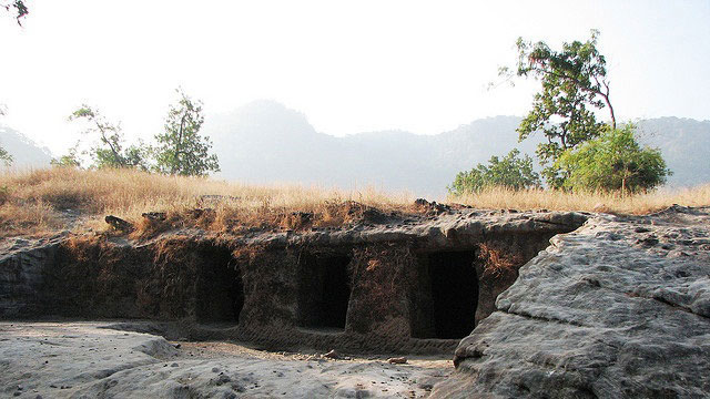 Bandhavgarh Ancient Caves: Bandhavgarh National Park Bandhavgarh Ancient Caves: Bandhavgarh National Park
